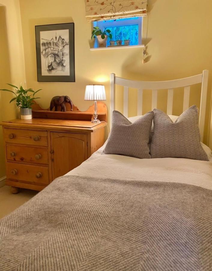 Laurel House Bed and Breakfast Τσέλτενχαμ Εξωτερικό φωτογραφία